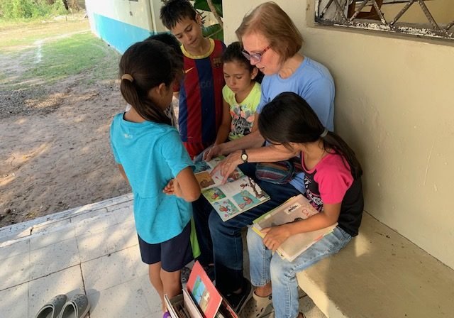 HCfW Reading To The Kiddos